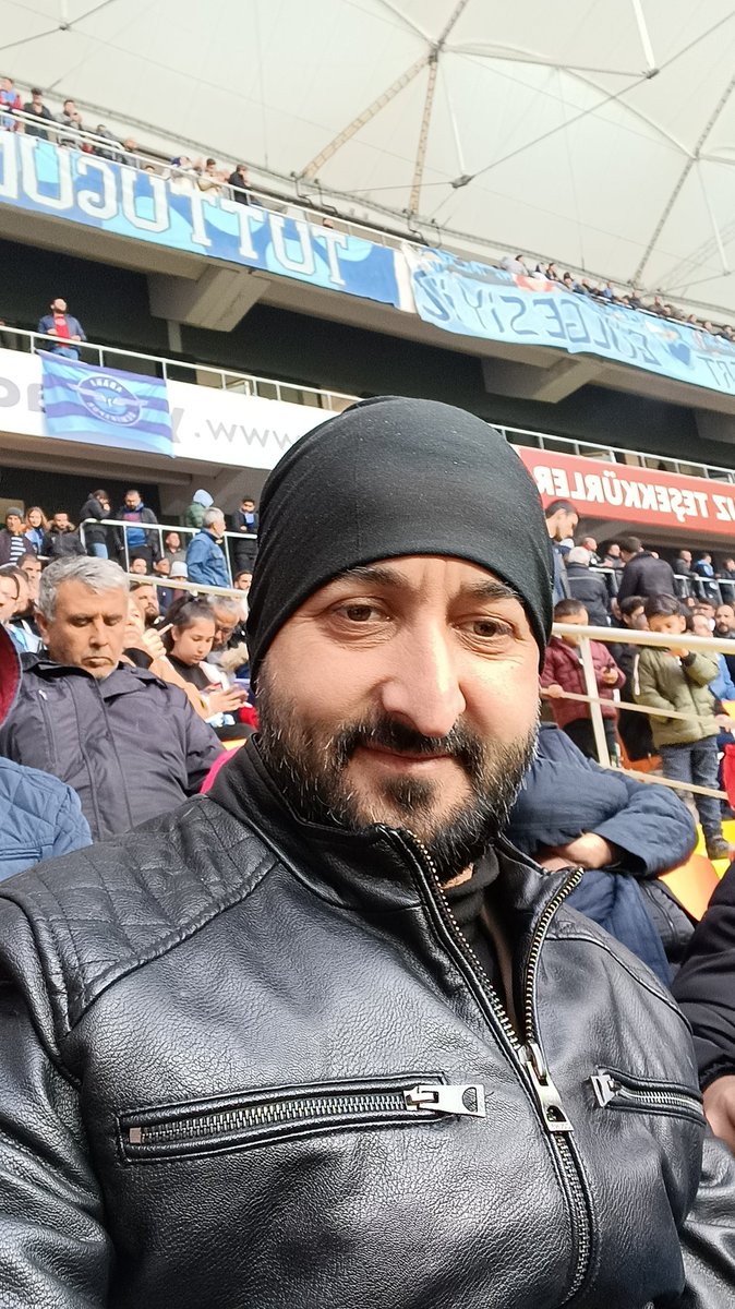 #AdanaDemirspor Takıma Taraftara Gelene Gelemeyenlere Tebrikler 💪