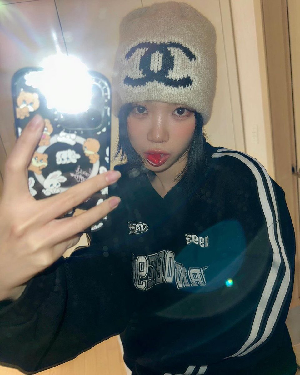 lesserafimpics_'s tweet image. Chaewon instagram update