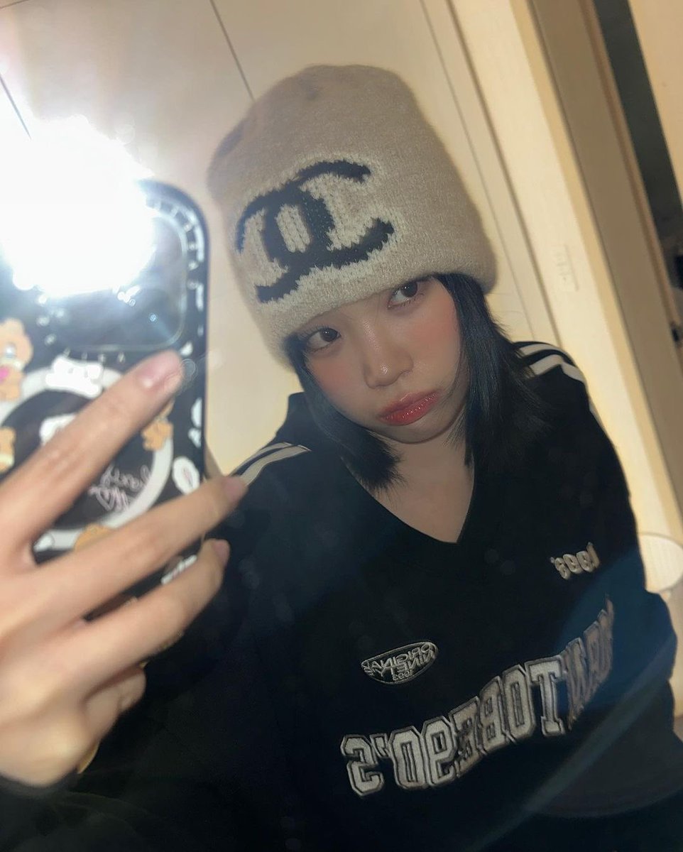 lesserafimpics_'s tweet image. Chaewon instagram update