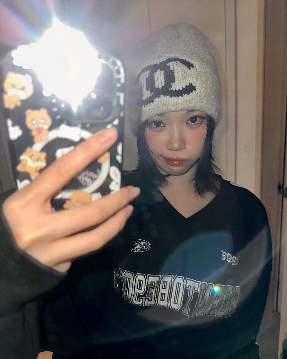 lesserafimpics_'s tweet image. Chaewon instagram update