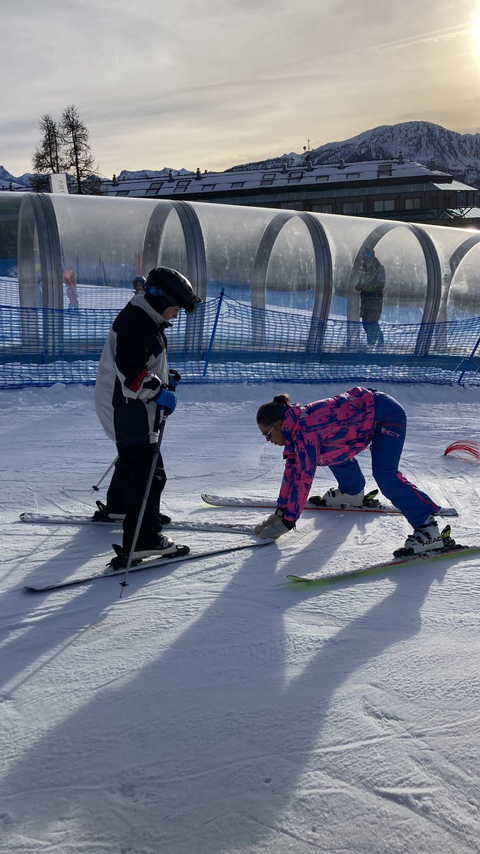 PcsAski's tweet photo. A successful first day. Lots of beginner groups already using chair lifts. Lots of smiles arriving back from ski school this afternoon 👍⛷ https://t.co/bRjqINZZLy