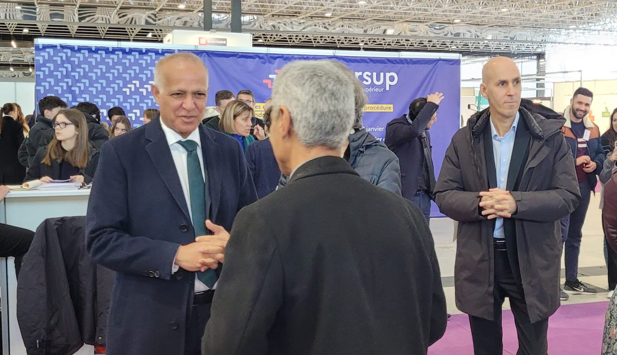 MostafaFourar's tweet photo. Quelle belle réussite ! Plus de 22000 élèves et professeurs hier, autant de jeunes et leurs parents aujourd'hui. Bravo aux équipes académiques, à l' @Onisep et @Occitanie pour l'organisation #Infosup , rendez-vous incontournable et point d'étape dans le parcours #orientation https://t.co/bXNIPEtAfW