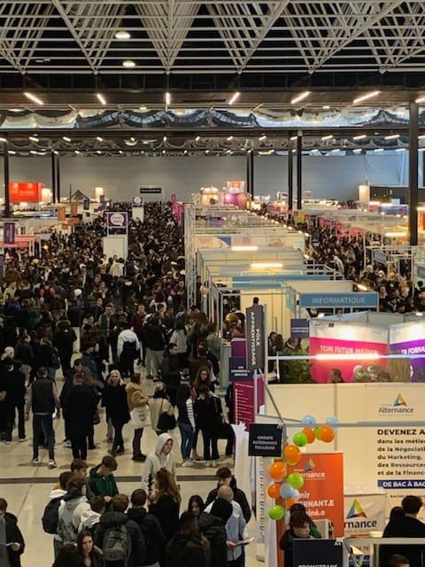 MostafaFourar's tweet photo. Quelle belle réussite ! Plus de 22000 élèves et professeurs hier, autant de jeunes et leurs parents aujourd'hui. Bravo aux équipes académiques, à l' @Onisep et @Occitanie pour l'organisation #Infosup , rendez-vous incontournable et point d'étape dans le parcours #orientation https://t.co/bXNIPEtAfW