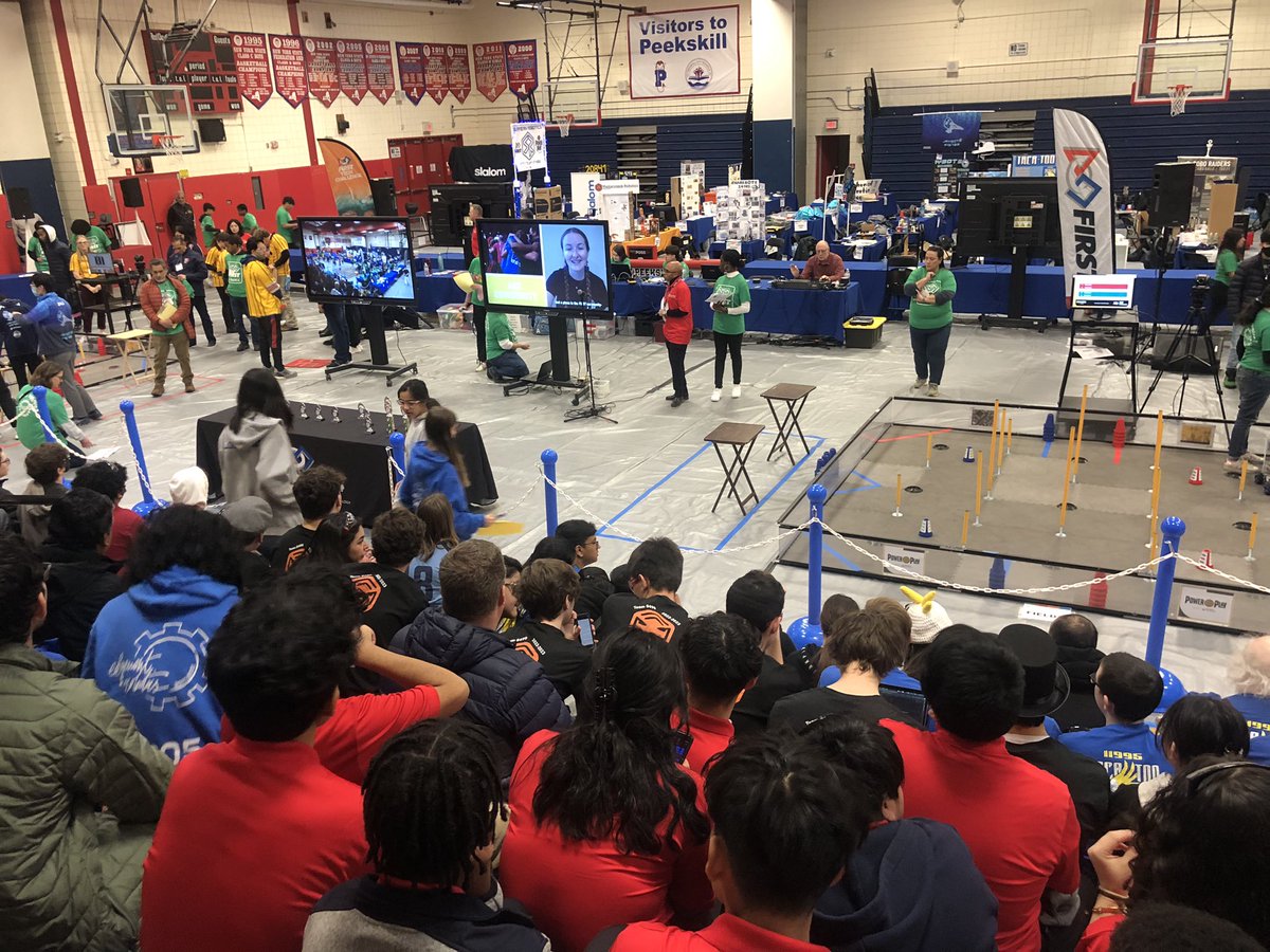 Mamaroneck Robotics (@mamkrobotics) on Twitter photo Getting ready for our first qualifying match! <a href="/MamaroneckED/">Mamaroneck Schools</a> #ftc #powerplay #robotics #engineering Getting ready for our first qualifying match! <a href="/MamaroneckED/">Mamaroneck Schools</a> #ftc #powerplay #robotics #engineering