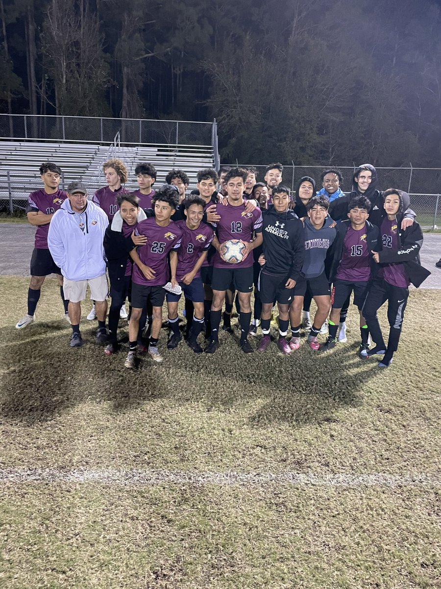 TimAdams14's tweet photo. Congrats to Jesus Cruz.  He set the school and the Putnam County record with career goals.  Currently at 89 and counting!
“ALL IN” https://t.co/y3Wk3TkL5B