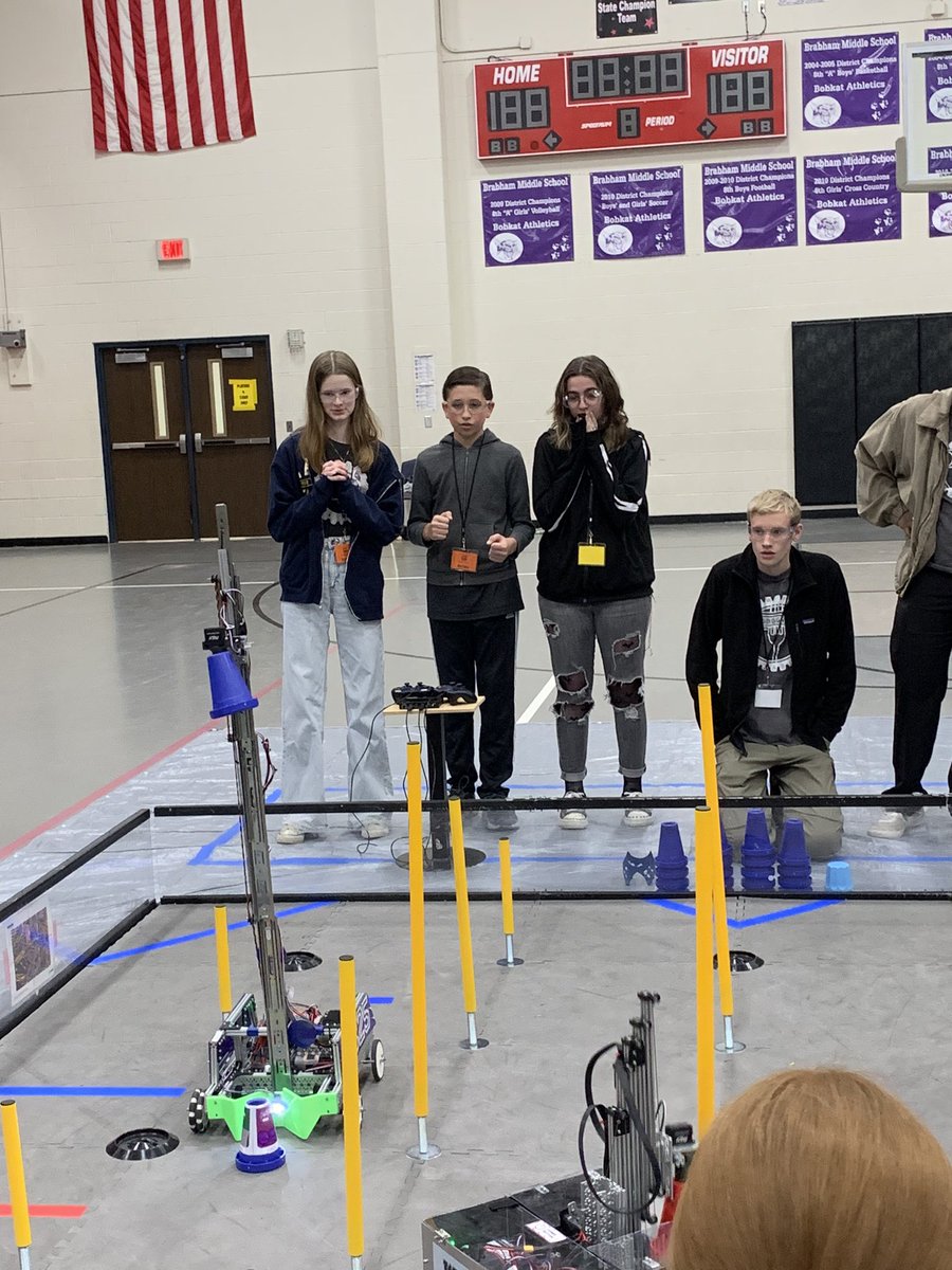 WillisISD_CTE's tweet photo. @WildkatRobotiks coming out strong today in their first match of Meet #2 for the Houston North League!  @WillisSchools @WHS_Wildkats https://t.co/gAk3hDzcA7