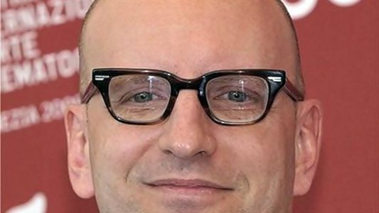 77MASH's tweet image. #OnThisDay, 1963, born #StevenSoderbergh - #Director 📽️