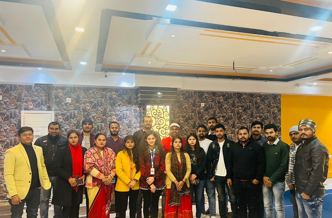 AppyCrown's tweet photo. Team Appycrown attended meetup of new year @Salesforce Developer Group, Motihari, India. Thanks to guest speaker MVP Kishore BT for sharing  insights on Salesforce Enterprise Architecture. It was full of learning, fun &amp; Connection!
#MotihariMeetup
#trailblazercommunity https://t.co/a7OD7cI0wL