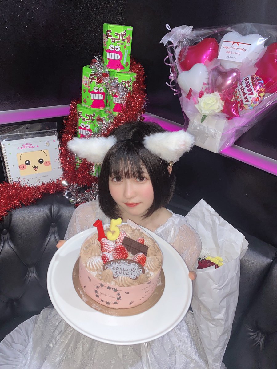 ran__babuu's tweet photo. くれよんらんちゃんのおたんじょうびかいにお越しいただきありがとうございました(´>ω∂`)あまりにも人生で1番幸せな日でずっと余韻ひたひた🥲🥲本当にいつもきらきら輝かせてくれてありがとうっっっ( ; ; )( ; ; )これからも15さいになったらんちゃんをよろしくね😘🤍 https://t.co/1qQAHbKC9z