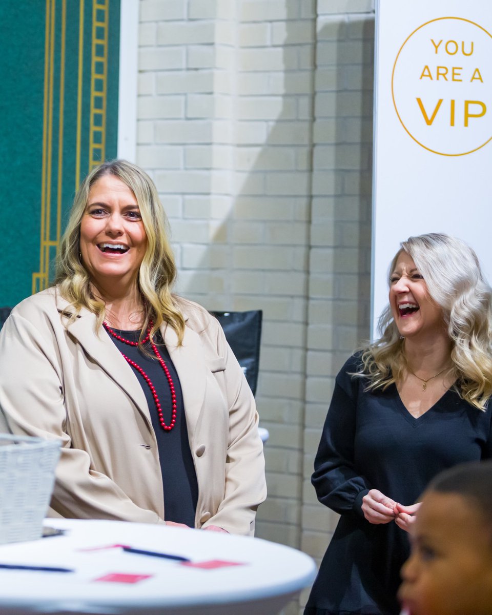 Tomorrow is going to be the best! 👏

We want to meet you! If it’s your first time joining us, we have a gift for you! Stop by the red carpet in the Great Hall so we can get to know you. 🫵