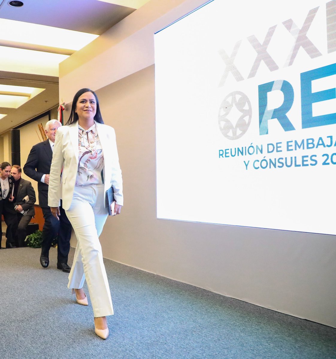 Ariadna Montiel Reyes tweet media