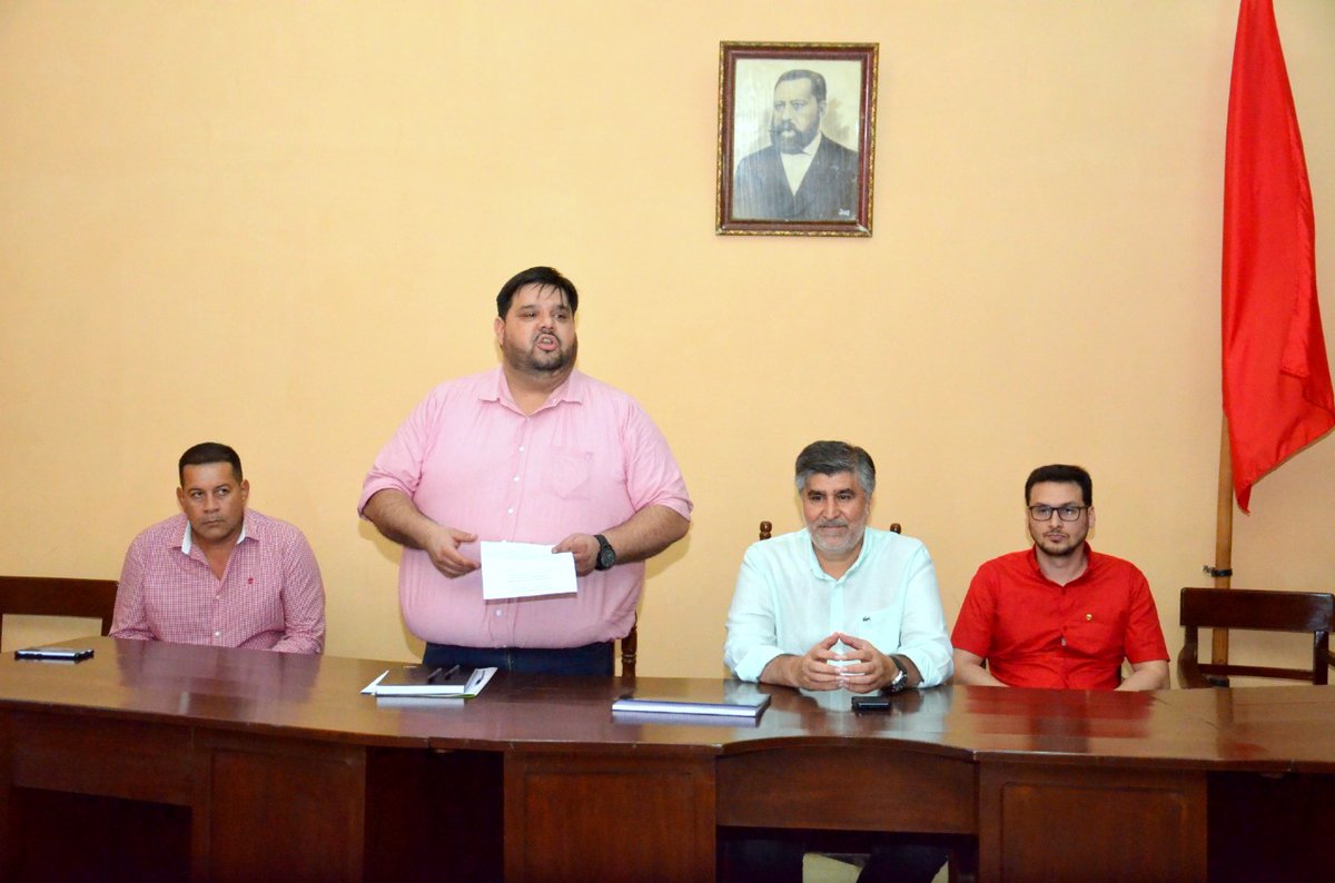 ingduartedure's tweet photo. En una memorable jornada, en donde dejamos de lado la contienda electoral del pasado 18/12, nos reunimos los candidatos electos por el pueblo campograndense para la primera Sesión Ordinaria de la nueva Comisión Directiva de la poderosa e invencible Seccional Nro. 3 de Capital. https://t.co/mSYmwQUNB9