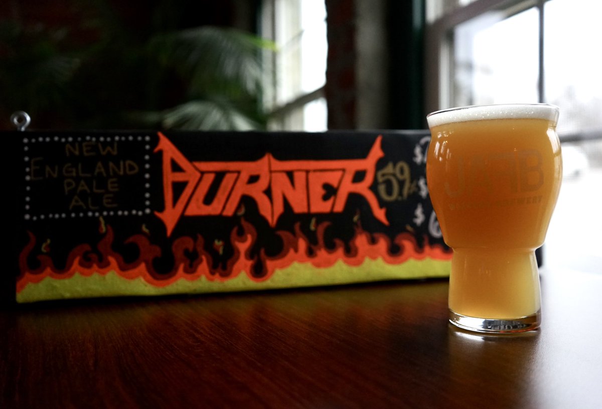 🔥 Burner is BACK 🔥

There may be snow on the ground, but this New England Pale Ale is sure to warm you right up ❤️‍🔥

#burner #newenglandpaleale #paleale #burnbabyburn #ohiocraftbeer #JAFB