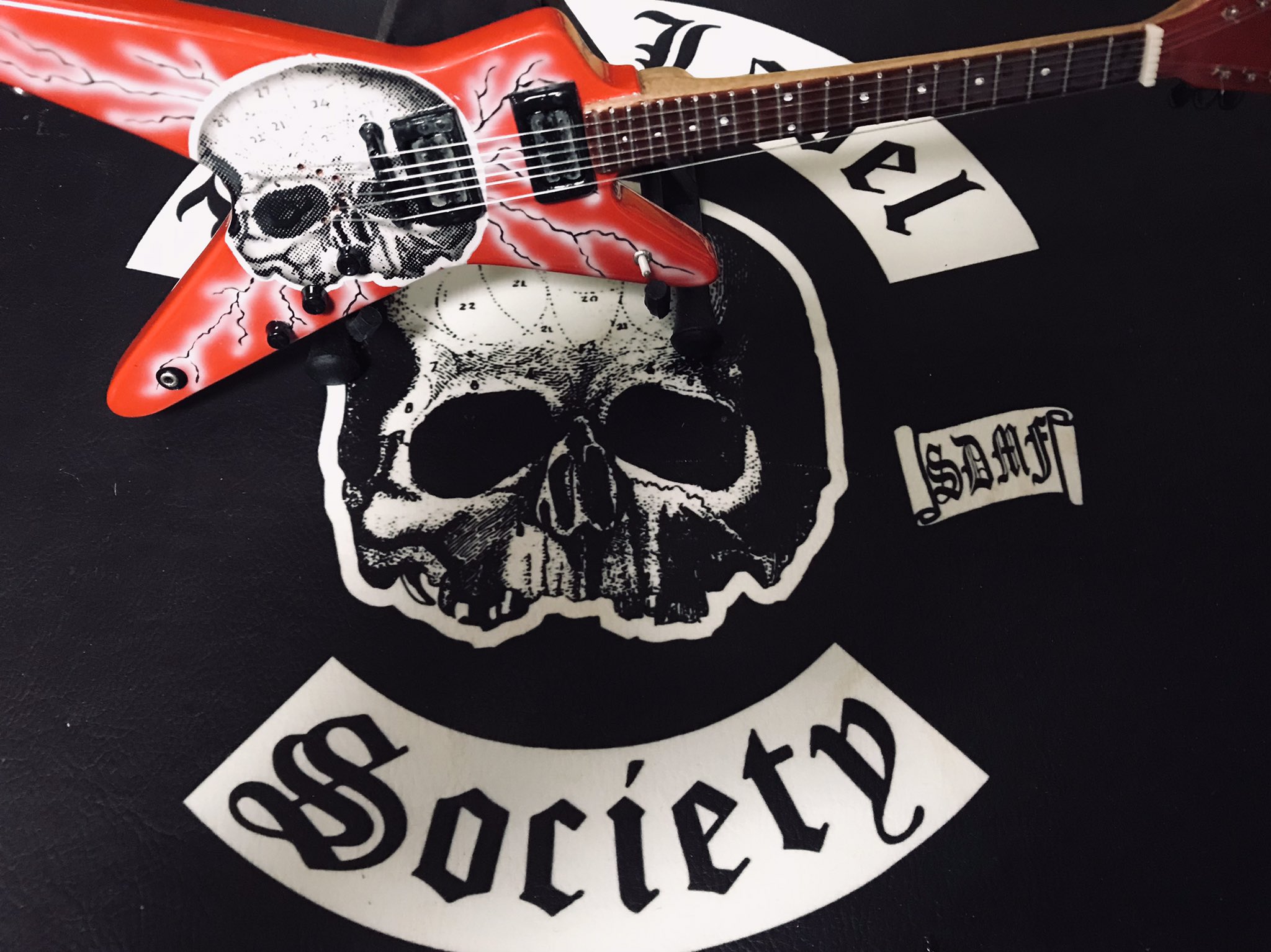 HAPPY BIRTHDAY to Zakk Wylde 56                            PANTERA DIME         