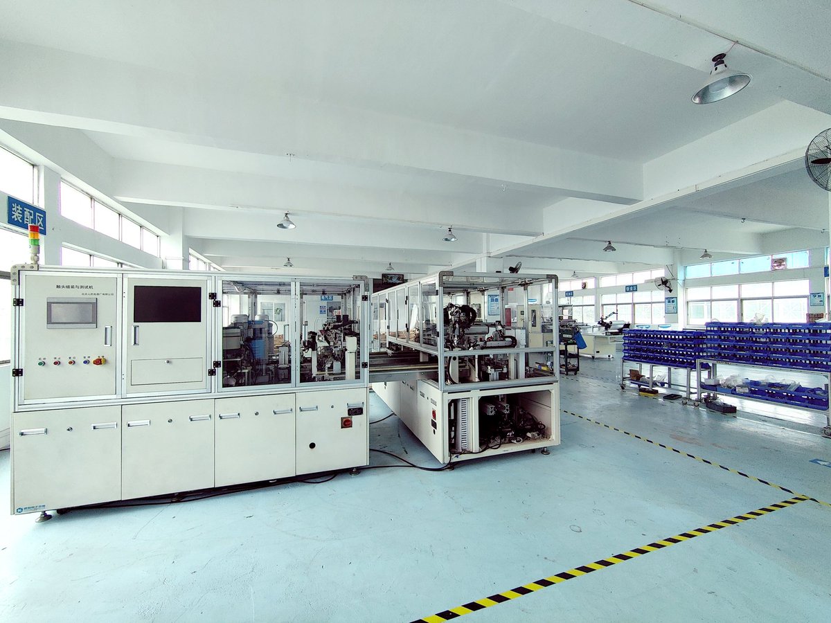 Kris21612542's tweet photo. We provide custom automation solutions and integrates proven technologies into a solution that is truly custom and that exceeds our customers expectations.
#Automation #advanceengineering #solarenergy https://t.co/O6dkcOhJrS