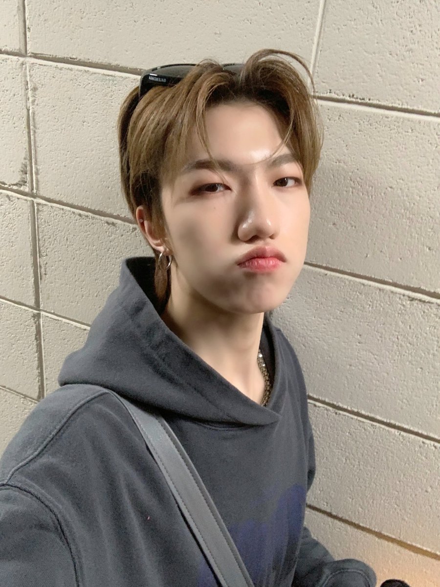 TRENDZ_OFFCL's tweet photo. [#라엘]

굿나아아잇 잘자아아요 프렌드징!!!

#FROM_TRENDZ #TO_FRIENDZ #TRENDZ #트렌드지 #잘자라엘 https://t.co/KCzAvXI2d7