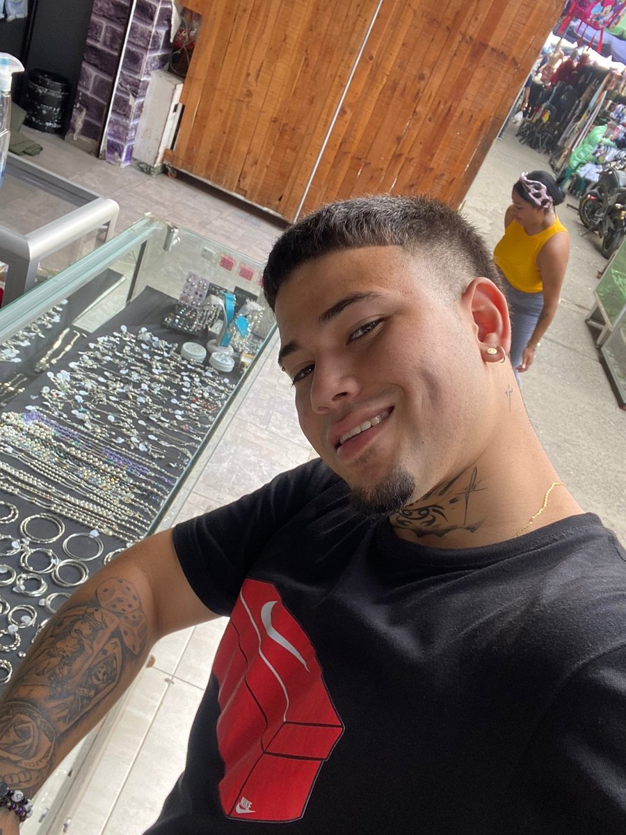 Pareja2goals🥴 tweet media
