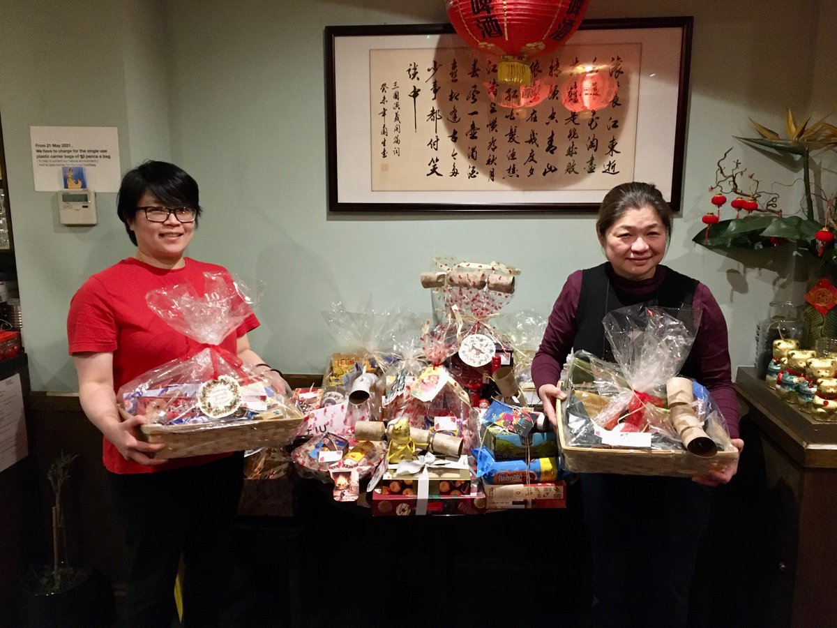 Many thanks to everyone who very kindly supported this year’s #Chifan #Christmas #Raffle in aid of the #Dorking #Christmas Lights - over £1,000 raised to help light up the town! 😃