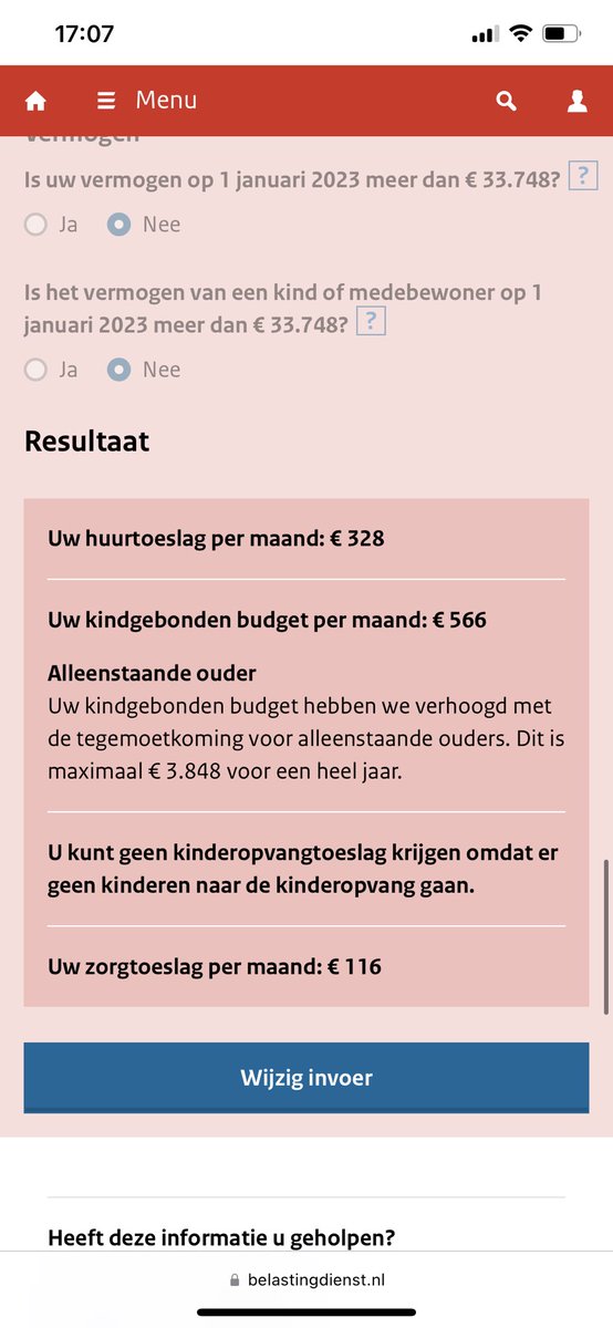 Unimiofficial's tweet photo. @geertwilderspvv rekenvoorbeeld van een alleenstaande moeder die 28u werkt, €2200 bruto daar mee heeft en een huurwoning van 650. Netto verdiend ze ongeveer €1850,-. Plus al deze toeslagen maakt dat ruim €2900. Werken loont NIET. @MinPres https://t.co/vi7QG4PiCd
