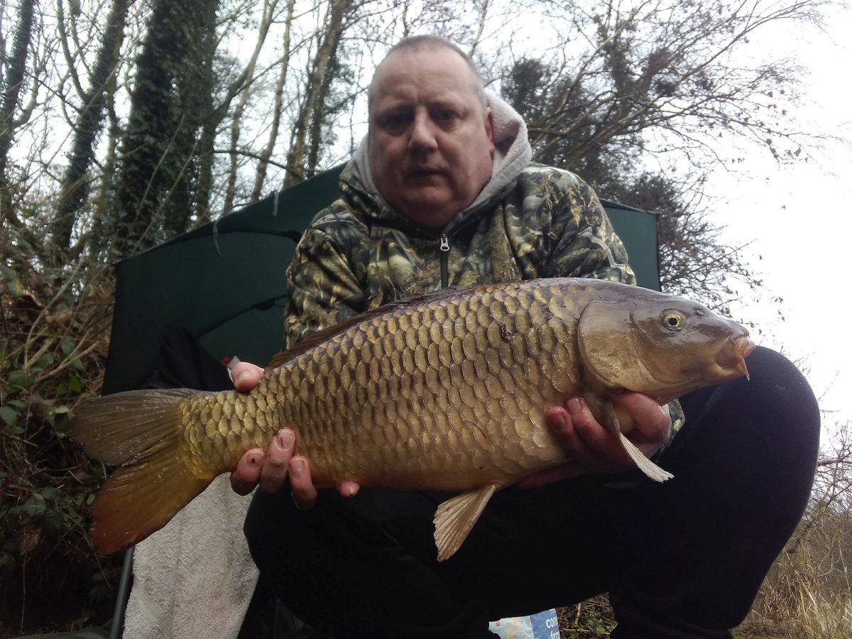 DarrenGuru's tweet photo. Battled
The wind
The rain
And hail
4 carp 🐟🐟🐟🐟🎣 https://t.co/KqSKPTDfTS