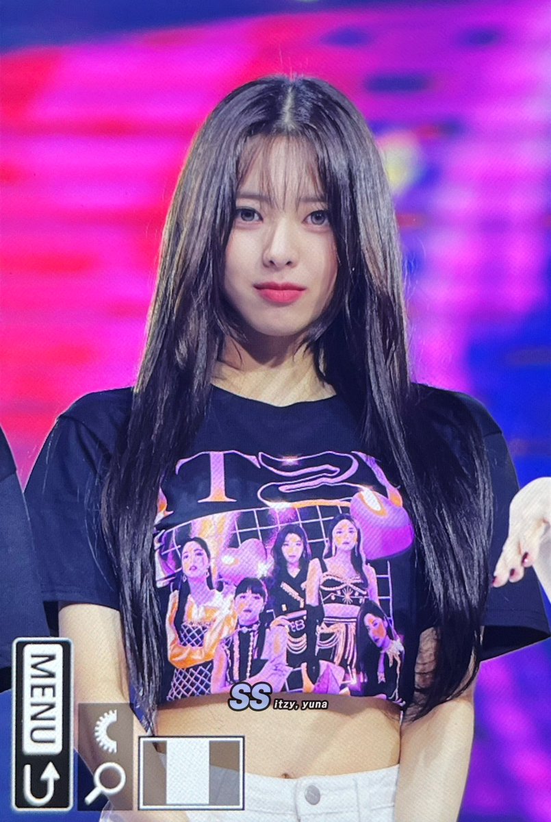shinsarang_yn's tweet photo. 230114 어쩜좋니..🫠
#유나 #YUNA #있지 #ITZY https://t.co/eB6HaYE2D2