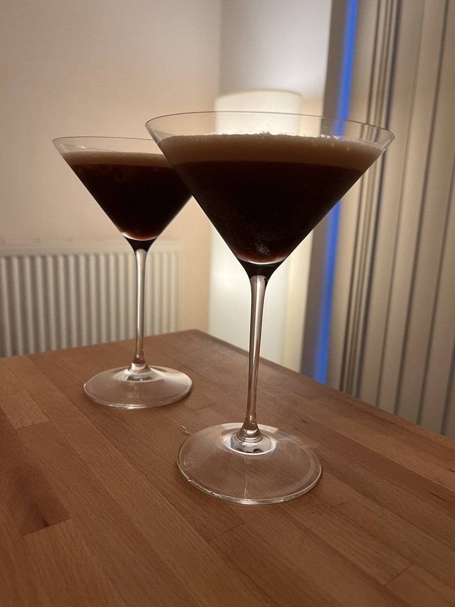 An afternoon of food and cocktails