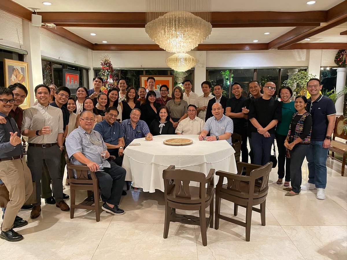 Chevening Philippines alumni gathering 2023. Organized by Chevening Alumni Foundation Philippines, Inc. (CAFPI) with the UK Embassy 🇬🇧 Thank you to outgoing UP President, Atty Danny Concepcion (also a Chevening Alum) for hosting the event. #iamchevening