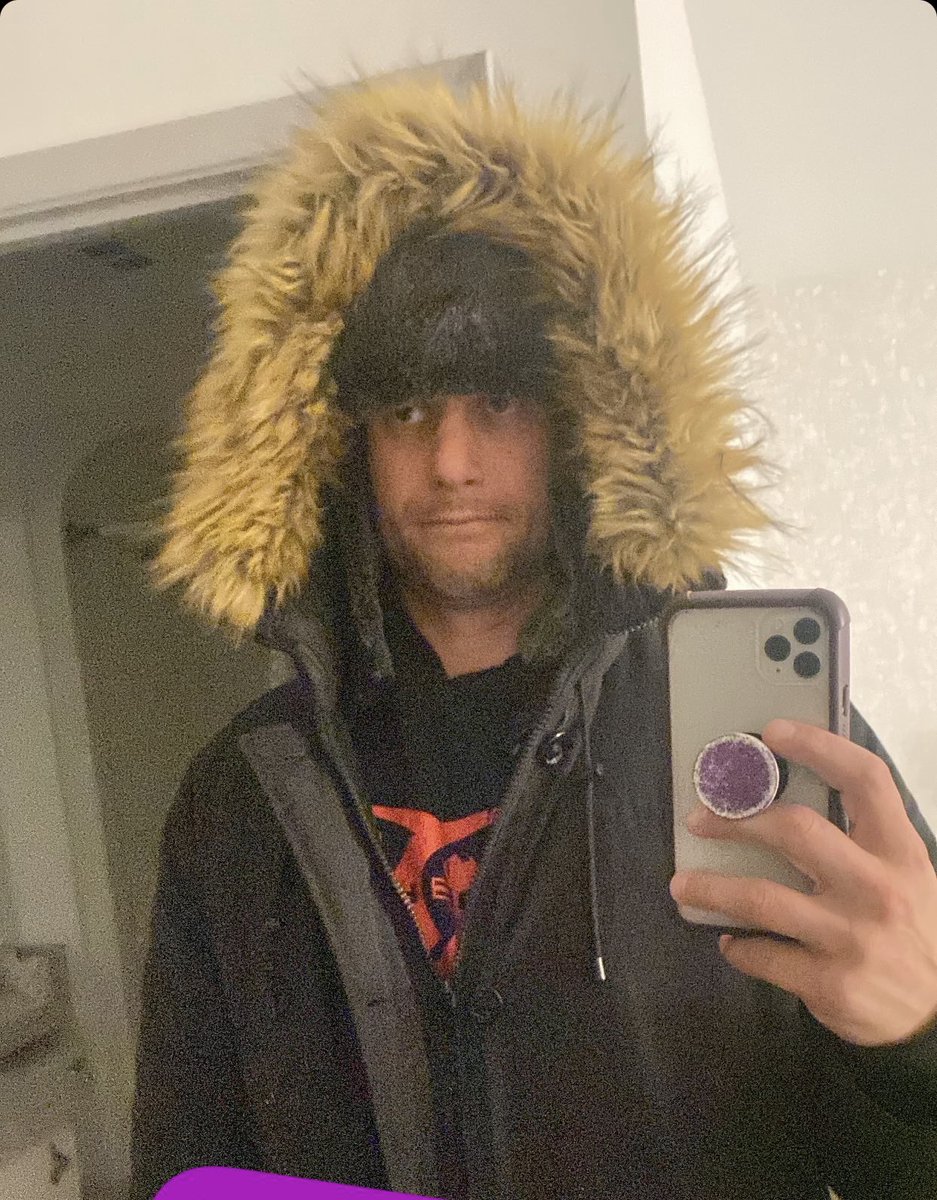 I’m not cold, you’re cold 🥶