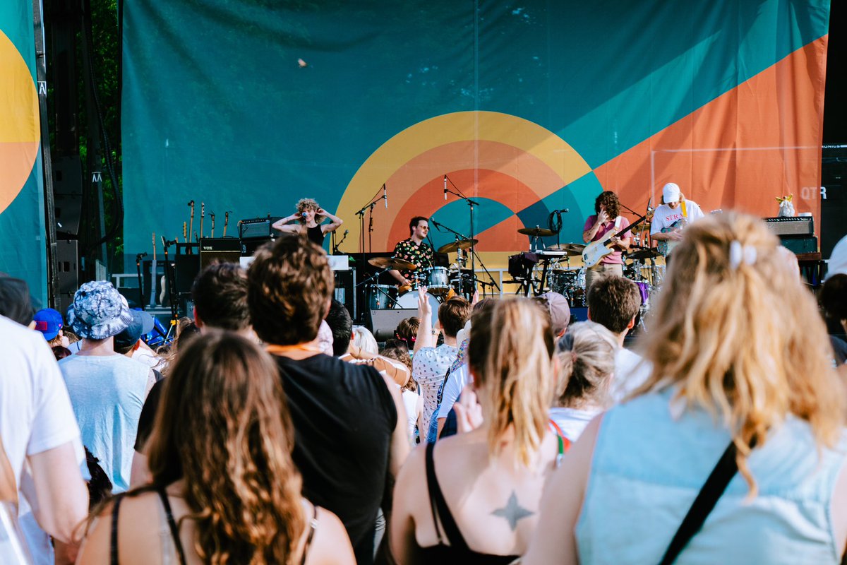 InBtwnDaysFest's tweet image. Finally the weekend 😎 Who’s rocking out to some good music?

Comment your Top Artists right now!

#inbetweendays #bostonmusic #musicfestival