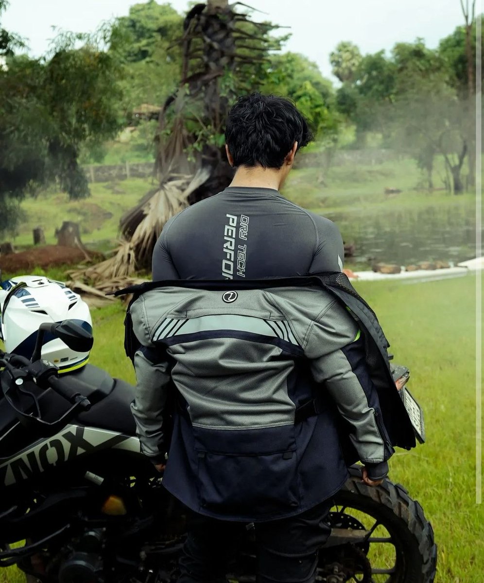 BikesterGlobal's tweet image. RYNOX Vapour Pro Perfomance Base Layers
Buy: bikesterglobal.com/shop/product/r…

#rynox #baselayers #india #bikesterglobal