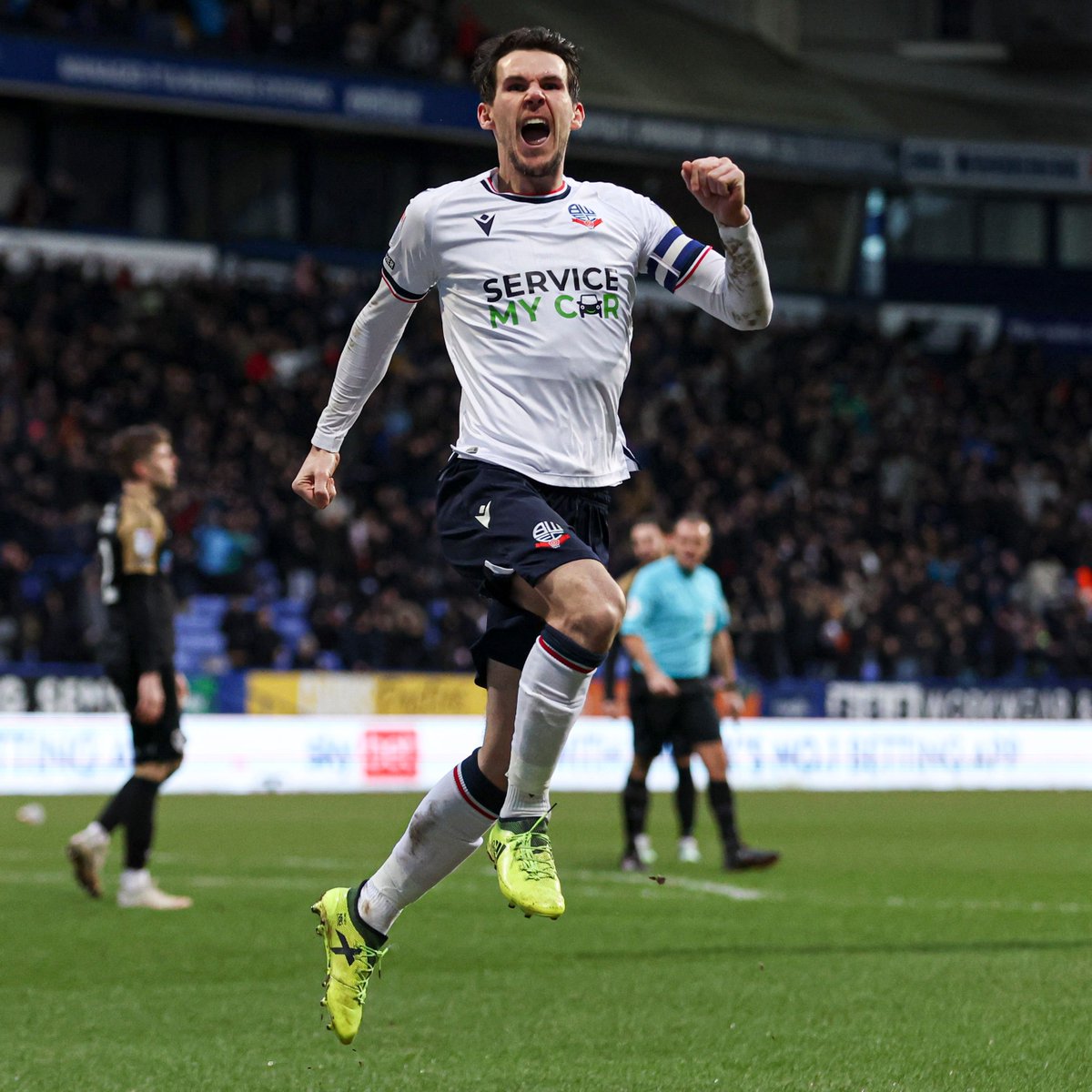 OfficialBWFC's tweet photo. ✨ Tremendous footballer. https://t.co/DCqWF3jdxu