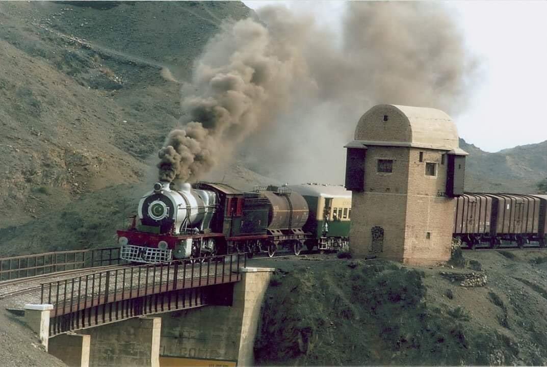 Oldpeshawar's tweet photo. Khyber Pass Railway, Circa 1970's. Pakistan's abandoned North Western Railway stations echo a forgotten past.

Now the railway track is completely demolished and we are connected to Afghanistan only with the road. https://t.co/faGPqaOOCn