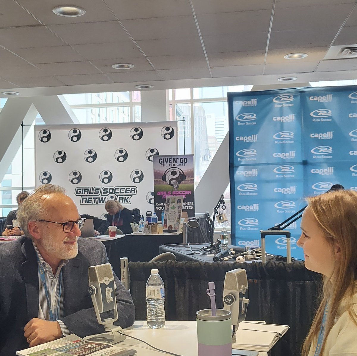 KTGBeautiful's tweet photo. Dr. Bob Stern of the @HITSS_BU of @bu_cte about the importance of brain health, concussions, and long term risk.

Please encourage all former ⚽/🏈 players over 40 to complete the questionnaire at https://t.co/X2ZXZWw9zl 

#PHL23 https://t.co/3JPGE73BfO