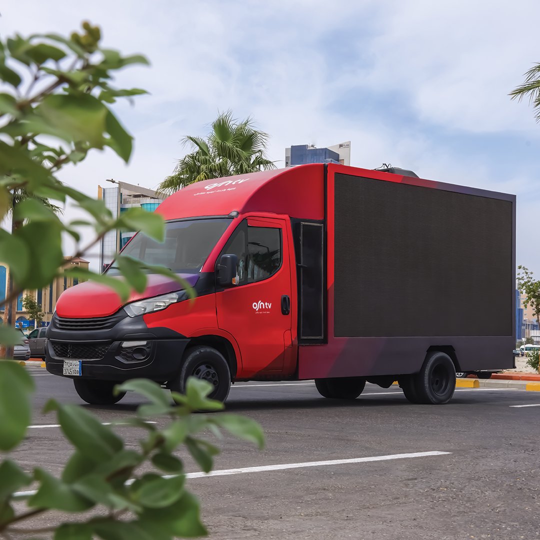 promoefficiency's tweet image. حصرياً، نوفر خدمة LED Mobile Screen
مع إعادة تصميم الشاحنة  بناء على هويتك التجارية
#تسويق_الكتروني
#LEDMobileScreen
#osntv
#osn