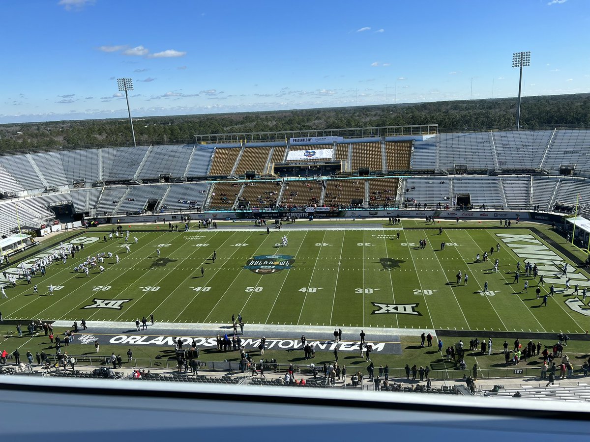 It is a frigid late morning here at FBC Mortgage Stadium and we are about 10 minutes from kickoff here at @Hula_Bowl. #HulaBowl

5 former #UCF Knights are just minutes away from their final college football games.  (A Thread)