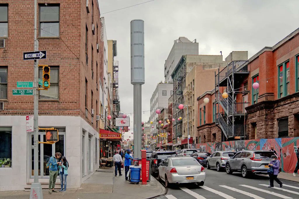 Jane Streeters! Learn more about NYC's plan to install two 30-foot 5G poles on Jane Street and throughout the Village. Our Community Board 2 hosts a zoom hearing THIS TUESDAY, Jan 17, 6-7 pm. Help spread the word! Registration:cbmanhattan.cityofnewyork.us/cb2/event/qual…