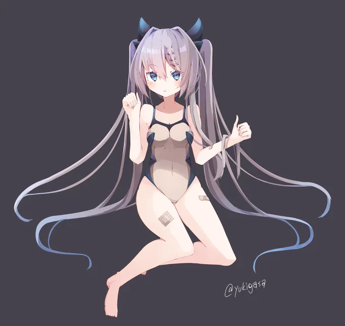 ツインテ×角×競泳水着 