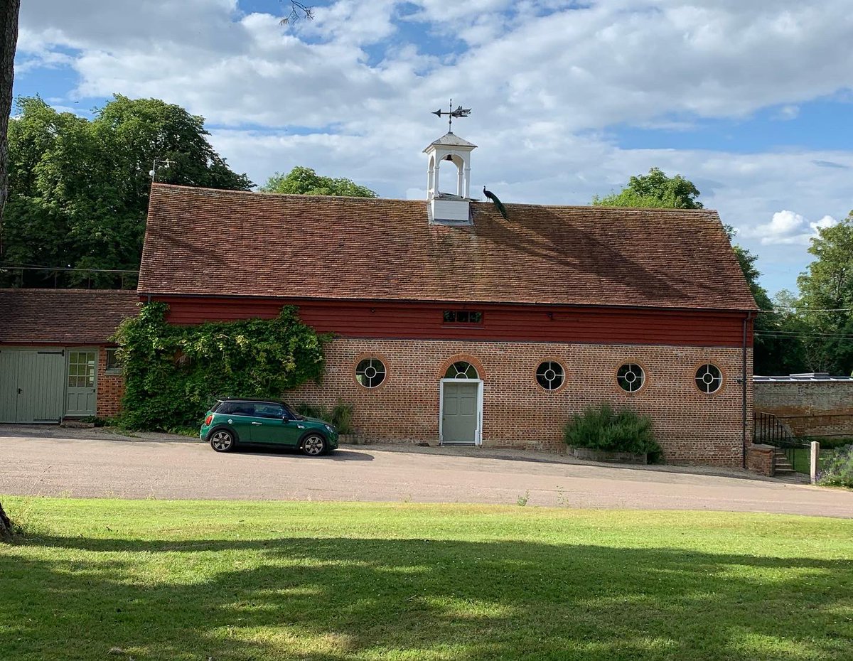 Luxury self-catering stay in #suffolk #sudbury #belchamphall mumsgoneto.co.uk/2023/01/14/lov…