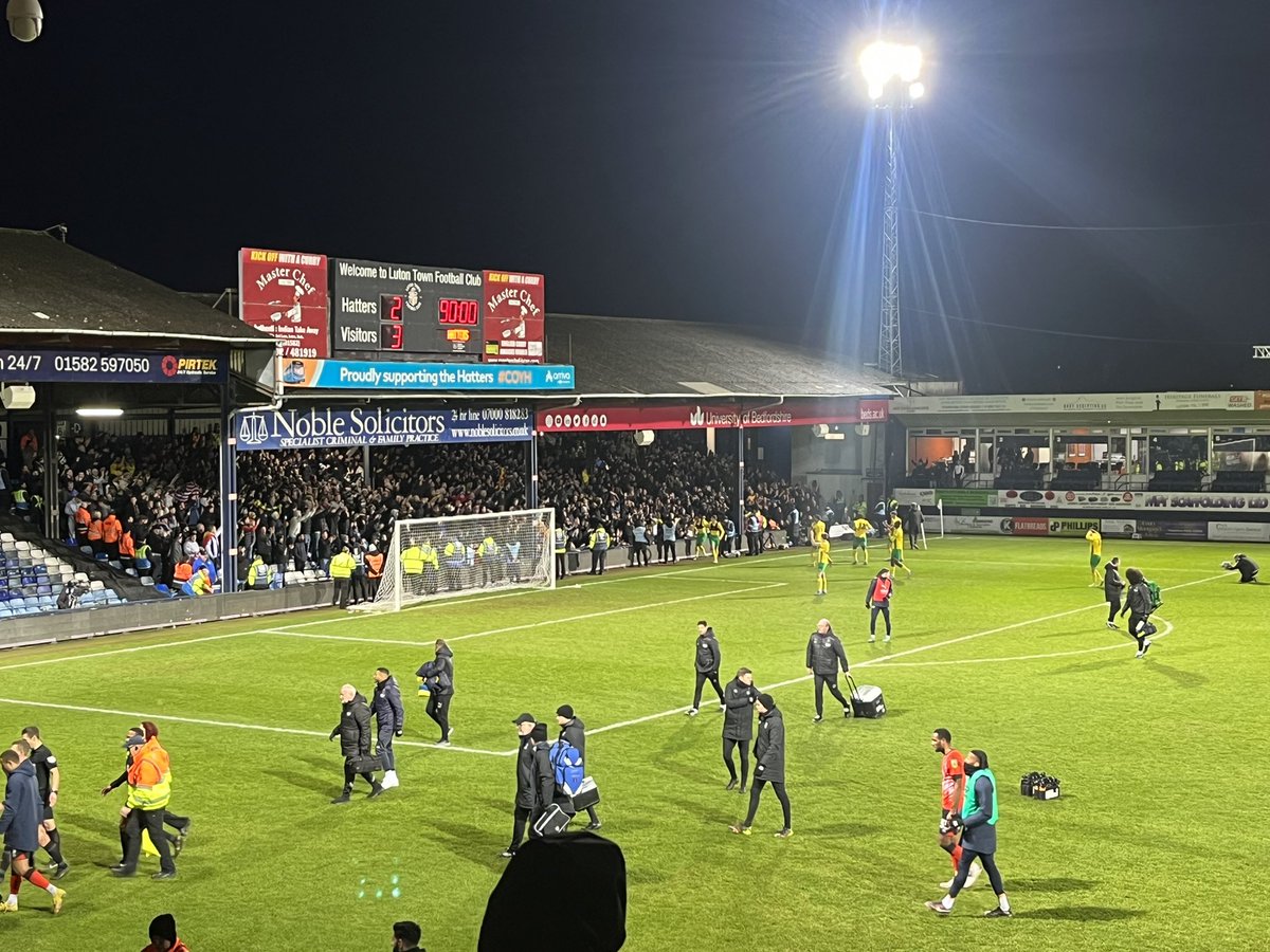 LewisCox_star's tweet image. Away end and players rightly loving this #wba