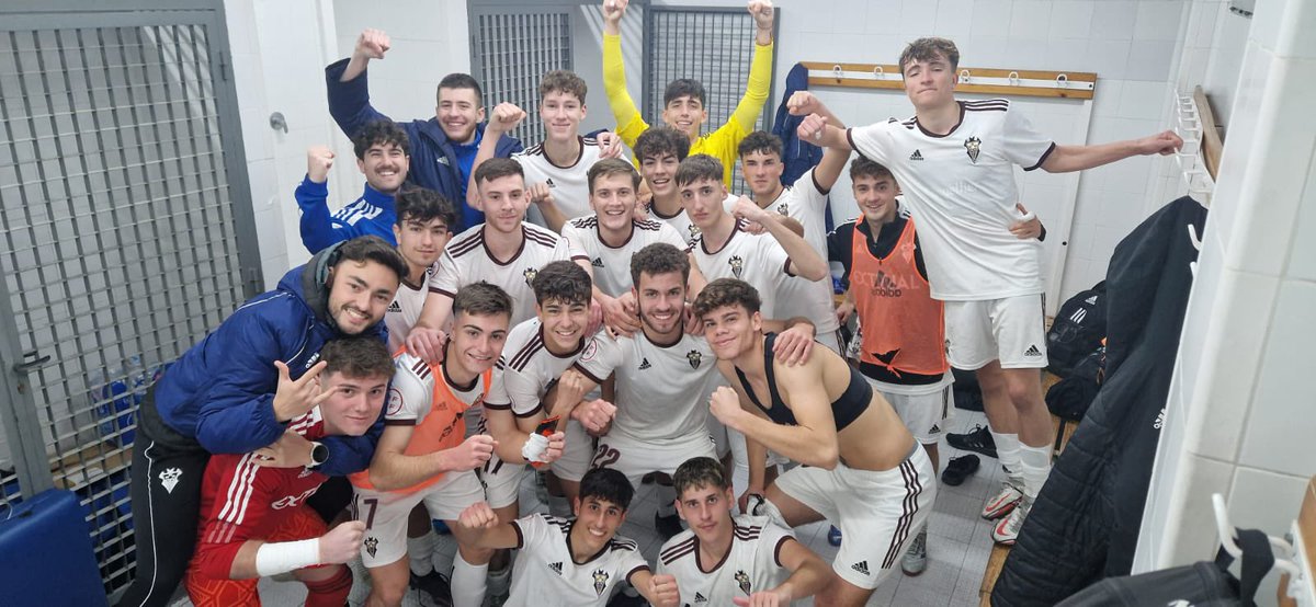 📸 | Foto de ➕3 🤩

Foto de un EQUIPO que no conoce la derrota a domicilio desde octubre 

🔥🔥🔥🔥🔥🔥🔥🔥

#AúpaAlba