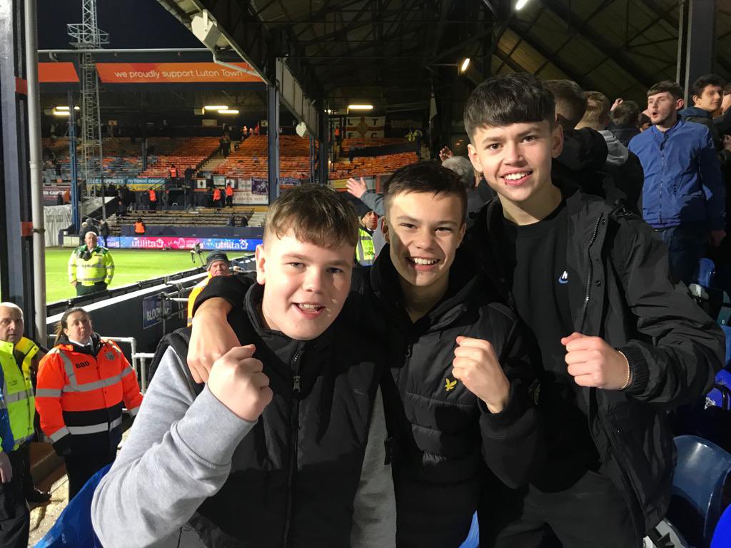 nickypearson271's tweet photo. @WBA Love it!!!! 💙🤍💙🤍⚽️ https://t.co/54dwo3e5Sz
