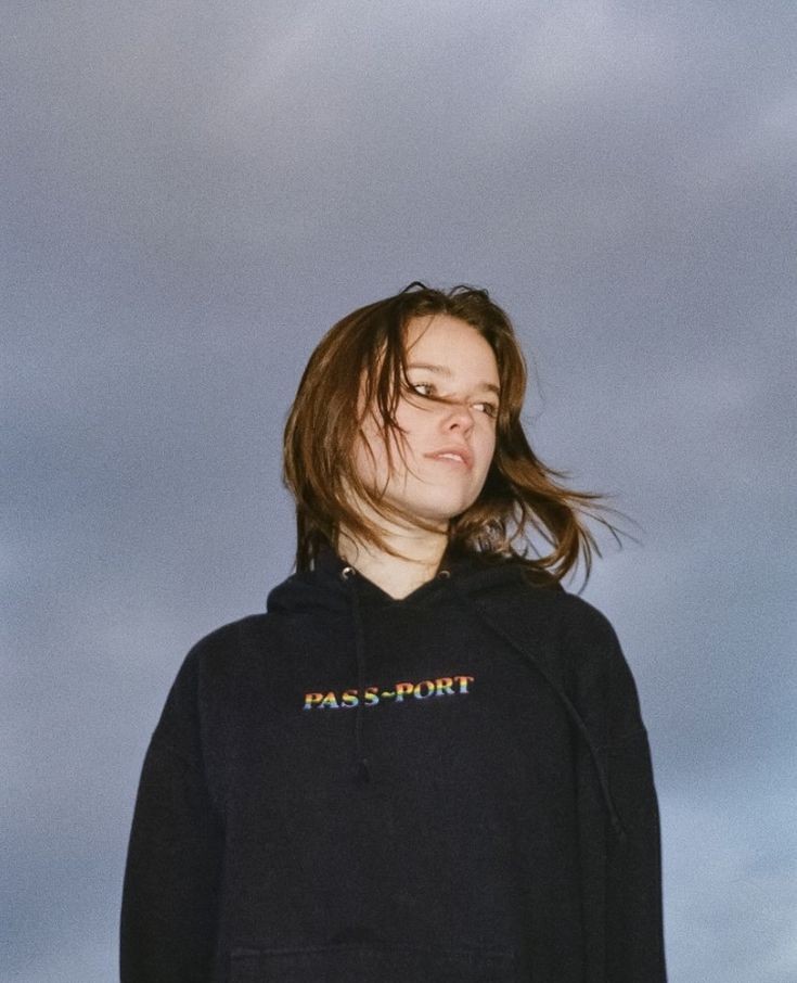 thstarlost's tweet image. Fotos antigas mas que me fazem ficar pensativa sobre voltar com essa cor de cabelo 💭