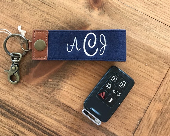 Kaileysmonogram's tweet image. Suede Leather Wristlet Keychain Monogram Key etsy.me/2HwwvoX #monogramkeychain #monogramkeychain #wristletkeychain @etsymktgtool