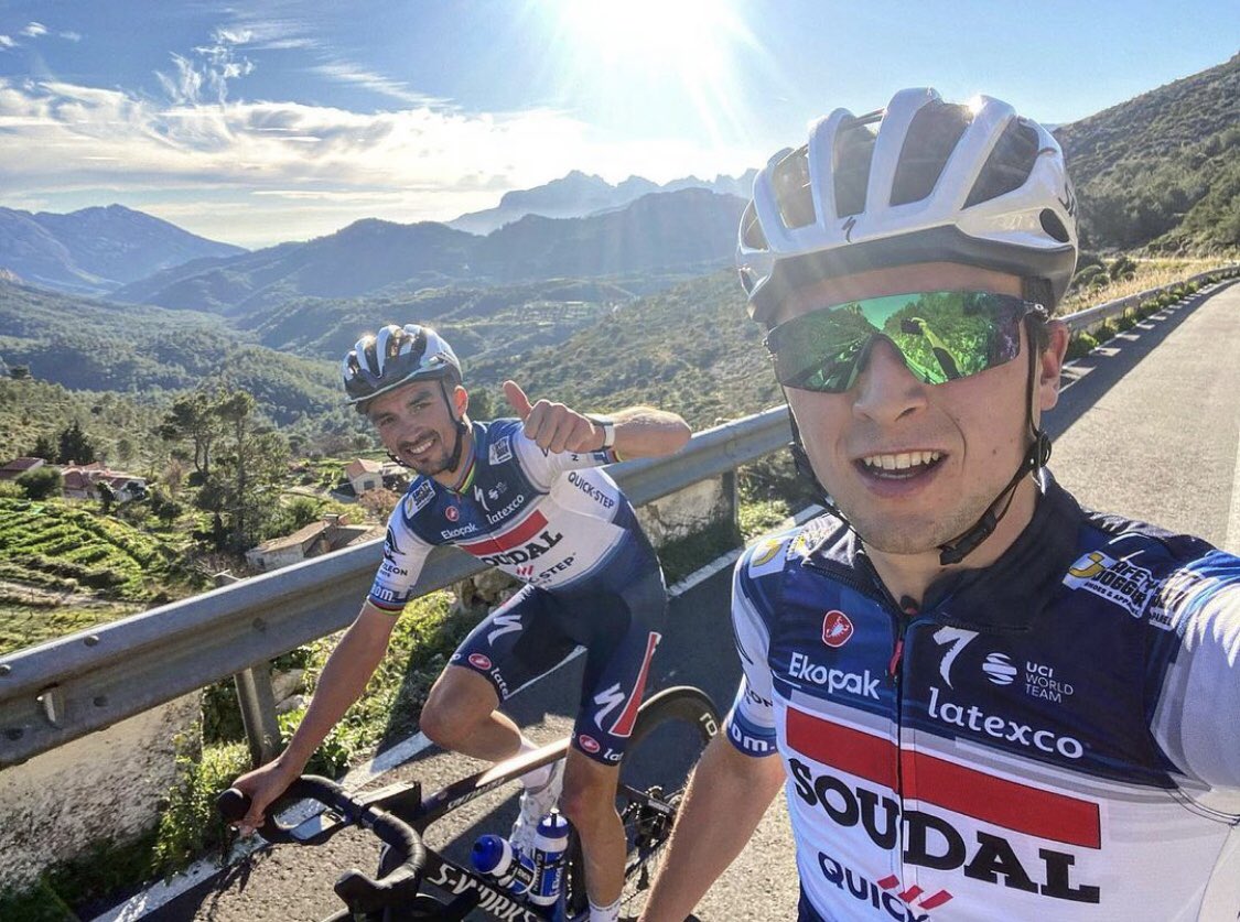 Cheers from the Coll de Rates 🤘