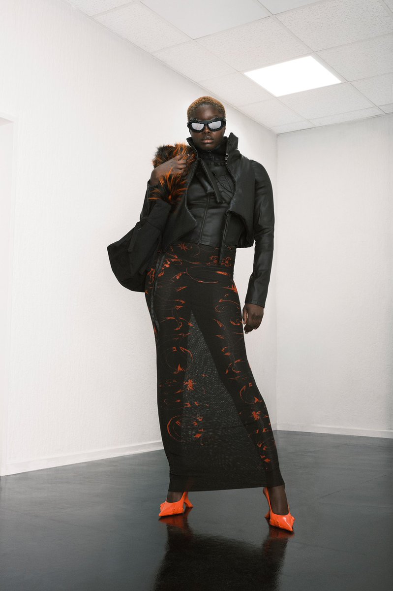 mefeater's tweet photo. Get into @Ottolinger1000’s pre fall 2023 collection 🖤 https://t.co/v45frtZitW