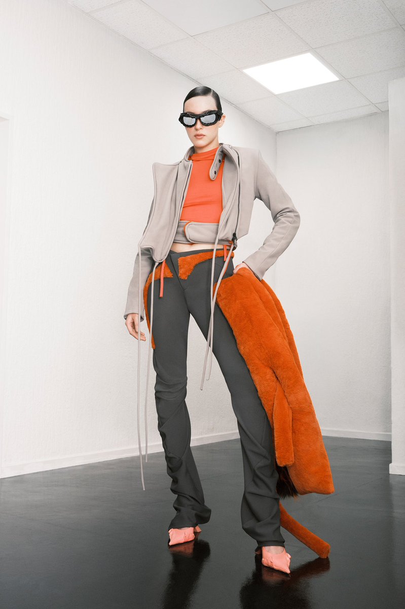 mefeater's tweet photo. Get into @Ottolinger1000’s pre fall 2023 collection 🖤 https://t.co/v45frtZitW