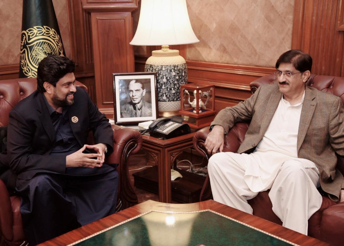 psec_governor's tweet photo. گورنر سندھ کامران خان ٹیسوری سے وزیر اعلی سندھ سید مراد علی شاہ اور متحدہ قومی موومنٹ پاکستان کے کنوینئر ڈاکٹر خالد مقبول صدیقی کی گورنر ہاؤس میں ملاقات، وزیر اعلی سندھ اور ڈاکٹر خالد مقبول صدیقی نے گورنر سندھ کی خیریت دریافت کی https://t.co/sS8CV8vshf