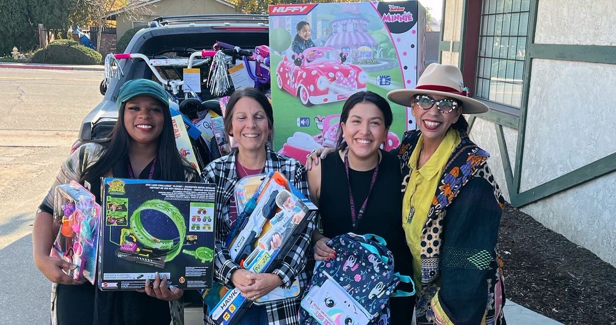 kingsburg_cec's tweet photo. Did you know that our #KingsburgCEC donated over 825+ toys to children in need this #Holiday season to a local nonprofit? Our DE&amp;I group led this &amp; we are proud to be a part of a community that gives back 💗 #toydrive #kingsburgca #holidaytoydrive #giveback @DanielDoerschel https://t.co/BdEoqv3UgE