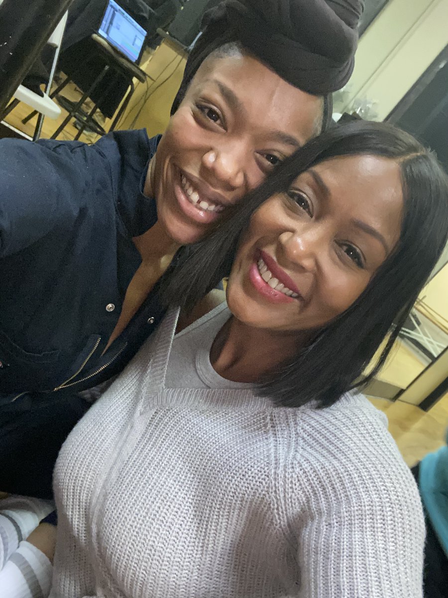 Shikena_s's tweet image. One of the best two days of my life, working on @iwannadancewithsomebody movie! My favorite singer of ALL TIME!!!! If you love Whitney Houston, you will LOVE IT! #love #mustsee! Naomi Ackie was Amazing in this movie! I cried, laughed and sang! My 1st movie credit! #backupsinger