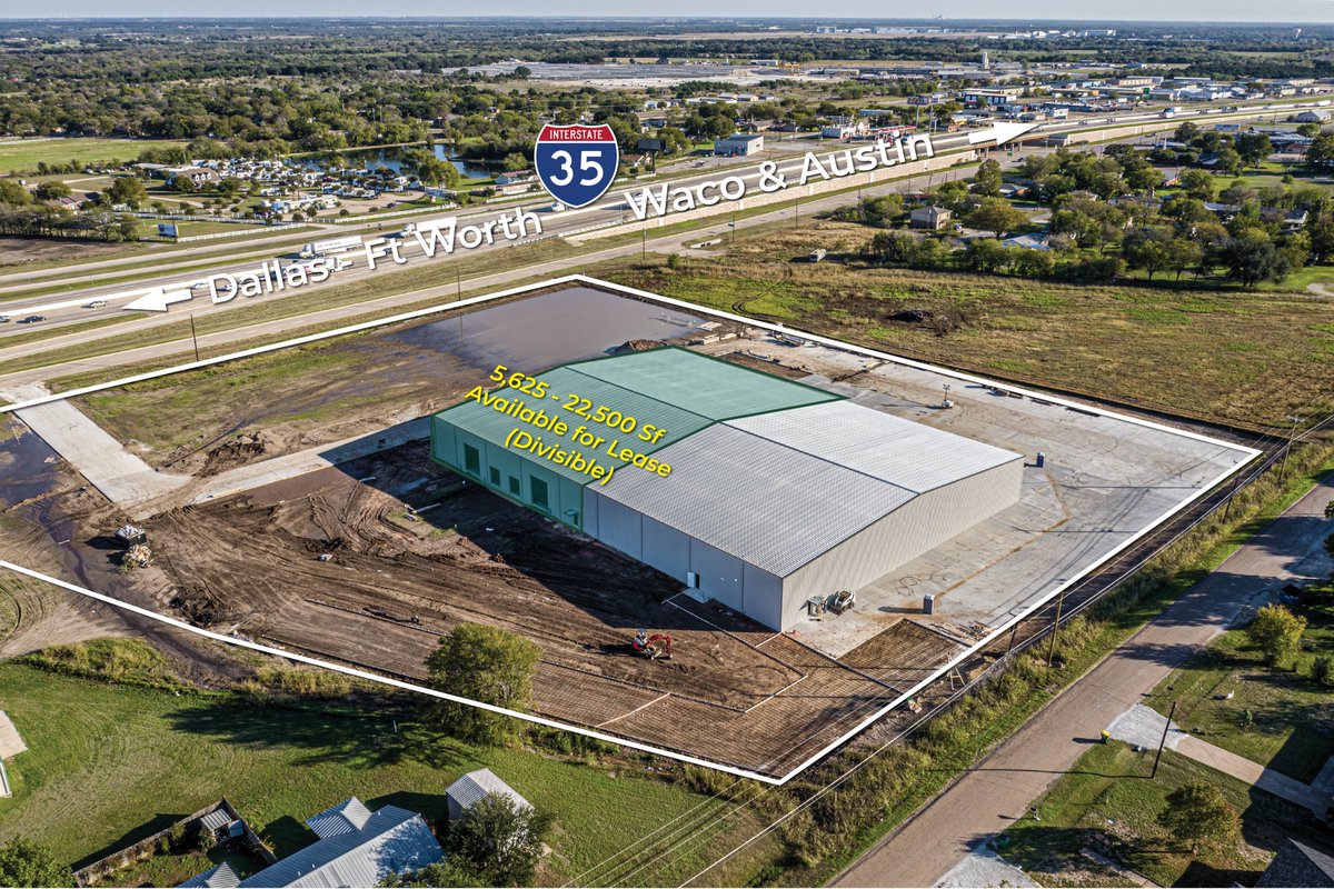 CenTexCRE's tweet photo. FOR LEASE‼ 5,625sf - 22,500sf (Divisible) of industrial/manufacturing/warehouse in North Waco.  
.
Are you looking for manufacturing, industrial, or warehouse space for your business??  This facility is highly visible with IH-35 frontage and on/off ramp access. https://t.co/hKq4KwPZlr